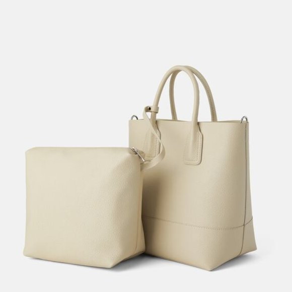 Zara Handbags - ❤️ Zara Cream SHOPPER BAG WITH INTERIOR BAG